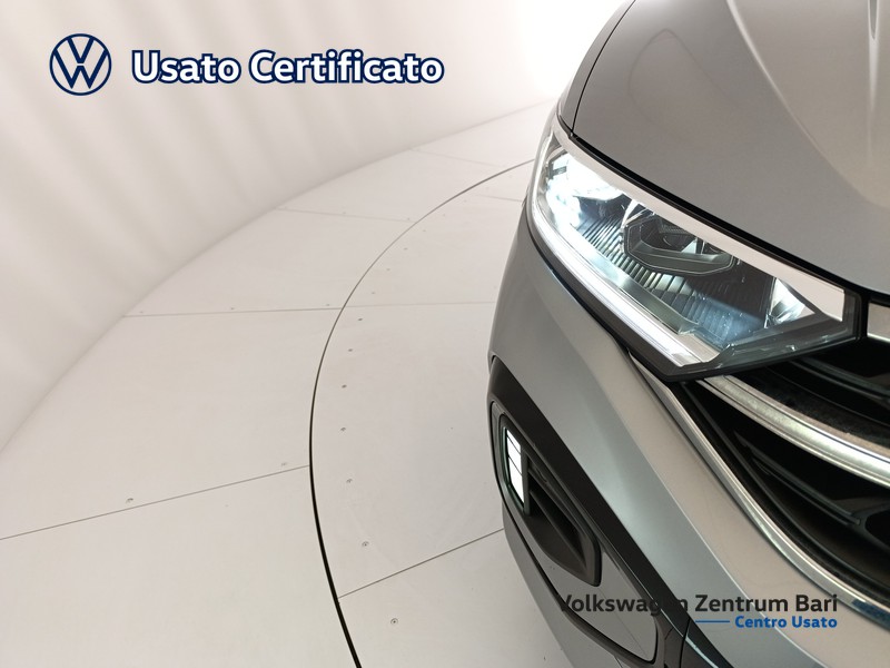 Volkswagen T-Roc 1.0 tsi r-line 110cv - 24