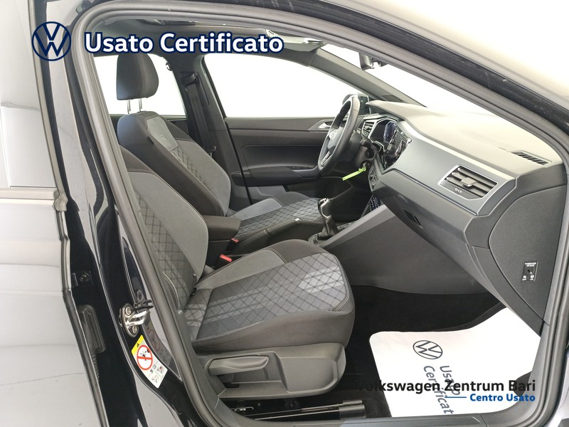 Volkswagen Taigo 1.0 tsi r-line 115cv - 21