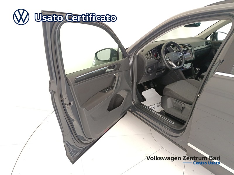 Volkswagen Tiguan 2.0 tdi life 122cv - 12