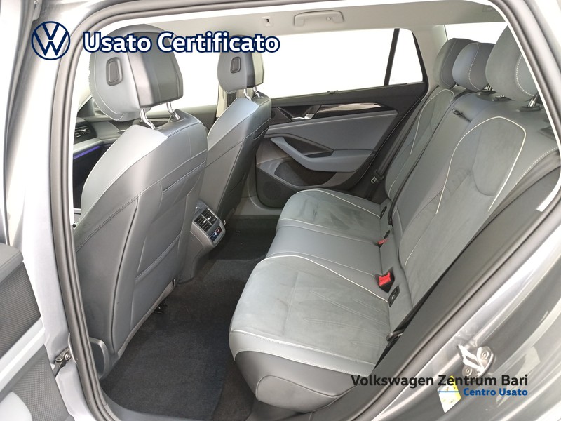 Volkswagen Passat 2.0 tdi scr business 150cv dsg - 17