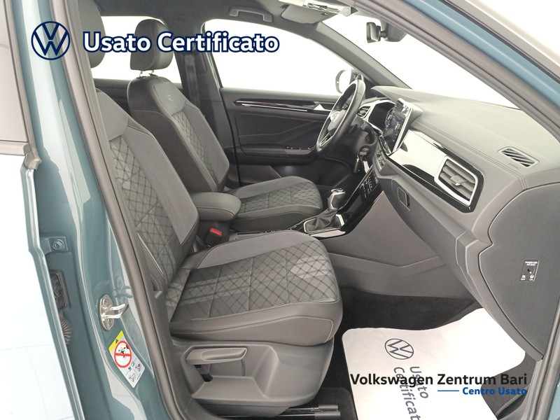 Volkswagen T-Roc 1.5 tsi r-line dsg - 23