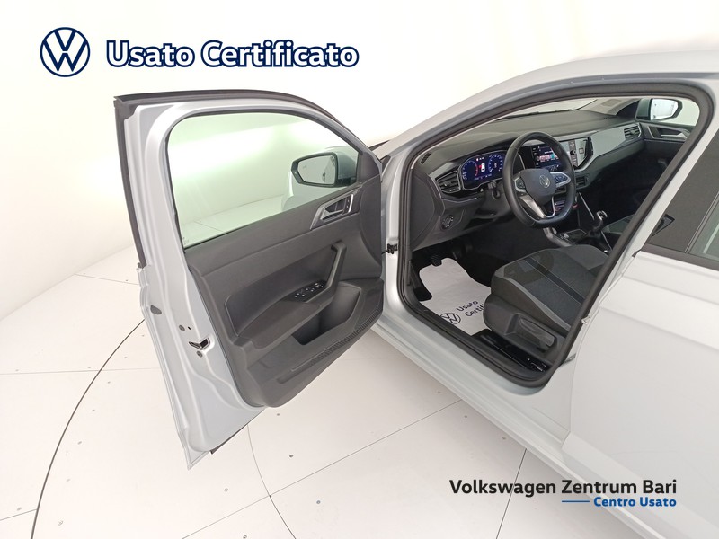 Volkswagen Polo 1.0 tsi style 95cv - 11