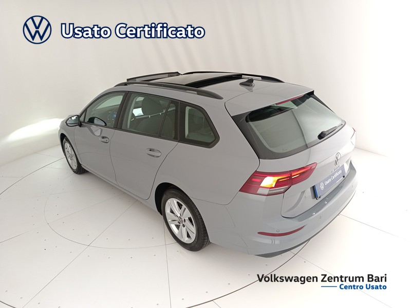 Volkswagen Golf variant 2.0 tdi life 115cv - 16