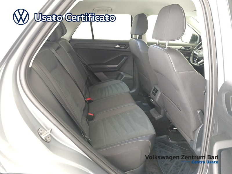 Volkswagen T-Roc 1.0 tsi style 110cv - 18