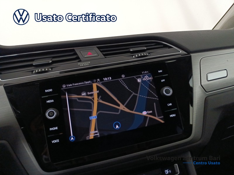 Volkswagen Touran 2.0 tdi business dsg - 11