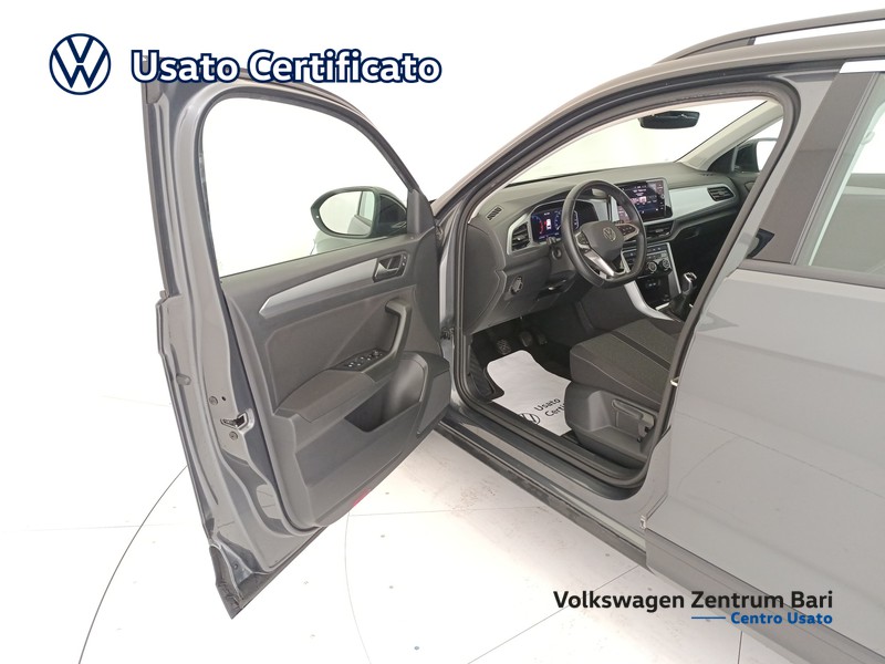 Volkswagen T-Roc 1.0 tsi life 110cv - 11