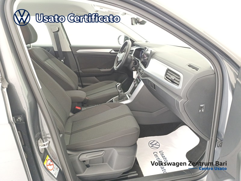 Volkswagen T-Roc 1.0 tsi life 110cv - 21