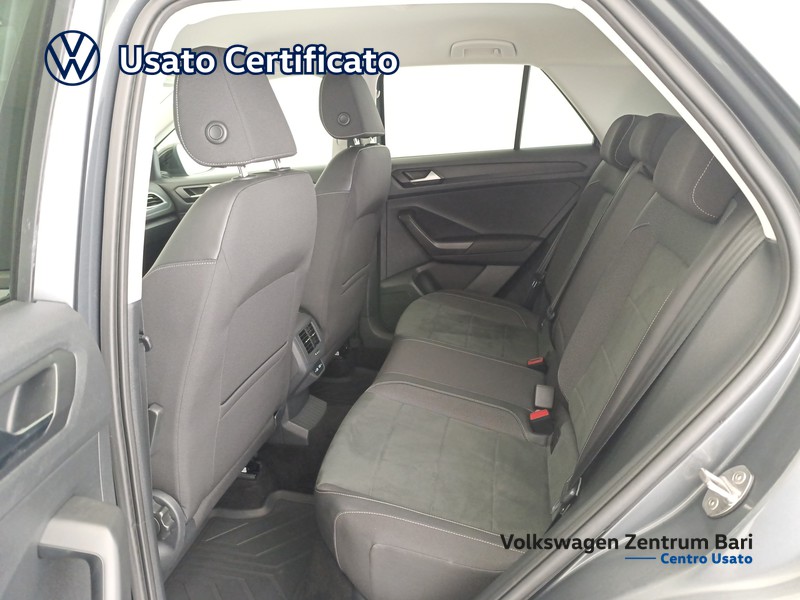 Volkswagen T-Roc 1.0 tsi style 110cv - 17