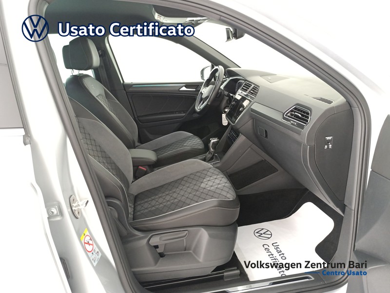 Volkswagen Tiguan 2.0 tdi r-line 150cv dsg - 23