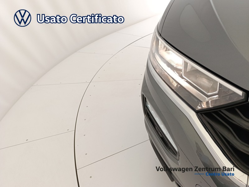 Volkswagen T-Roc 1.0 tsi style 115cv - 22