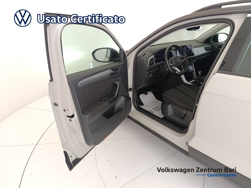 Volkswagen T-Roc 1.0 tsi life 110cv - 11