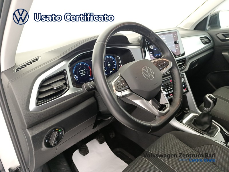 Volkswagen T-Roc 1.0 tsi life 110cv - 13