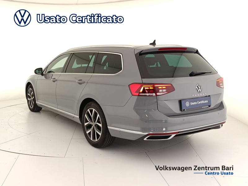 Volkswagen Passat variant 2.0 tdi executive 150cv dsg - 8