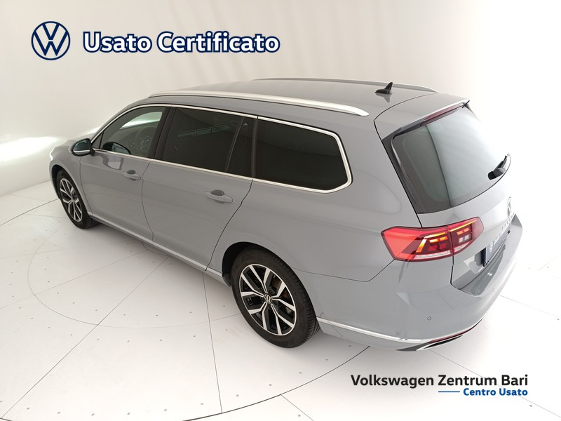 Volkswagen Passat variant 2.0 tdi executive 150cv dsg - 15