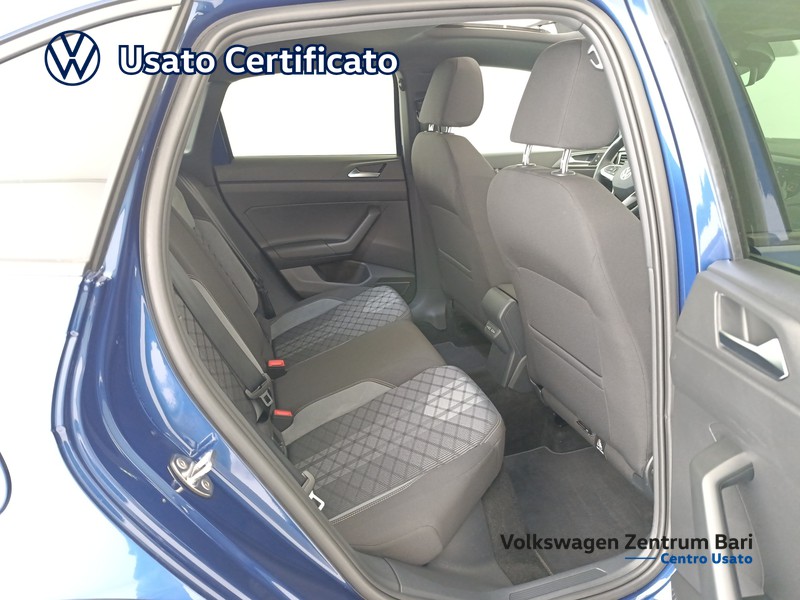 Volkswagen Taigo 1.0 tsi r-line 115cv - 23