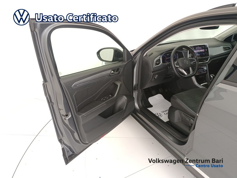 Volkswagen T-Roc 1.0 tsi style 110cv - 12