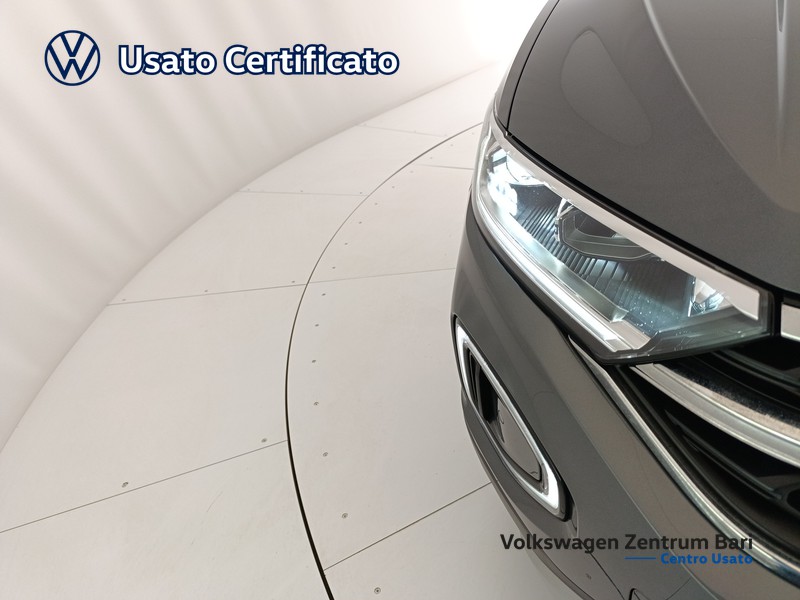 Volkswagen T-Roc 1.0 tsi style 110cv - 22