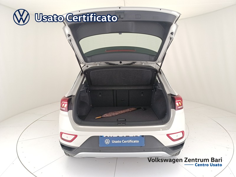 Volkswagen T-Roc 1.0 tsi life 110cv - 18