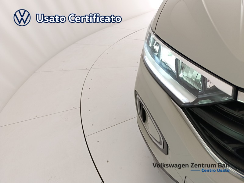 Volkswagen T-Roc 1.0 tsi life 110cv - 21
