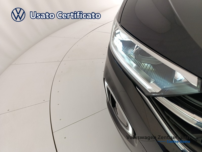 Volkswagen T-Roc 1.5 tsi style dsg - 22