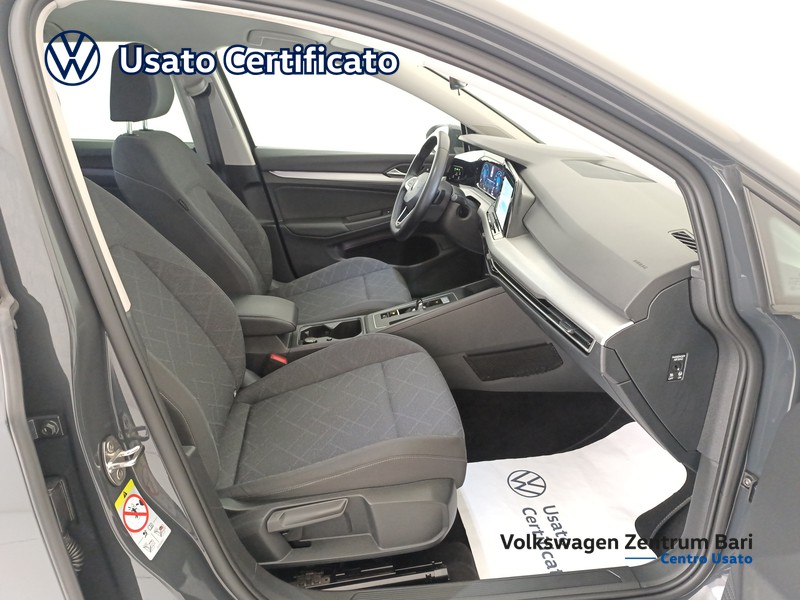 Volkswagen Golf 2.0 tdi life 115cv dsg - 20