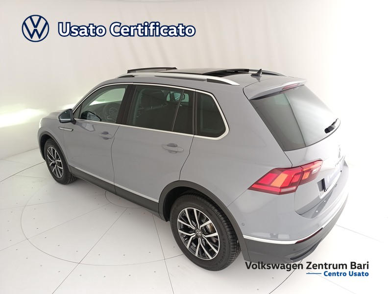 Volkswagen Tiguan 2.0 tdi life 150cv dsg - 16