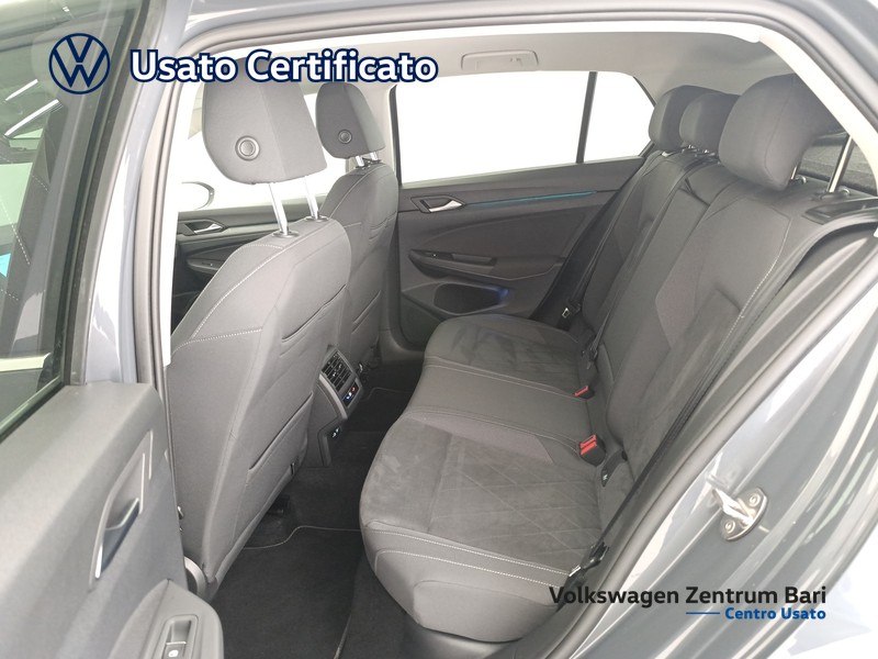 Volkswagen Golf 2.0 tdi style 115cv - 17