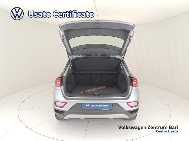Volkswagen T-Roc 1.5 tsi life dsg - 18