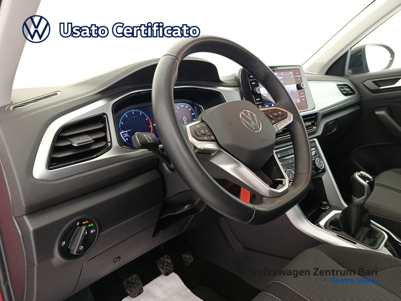 Volkswagen T-Roc 1.0 tsi life 110cv - 12