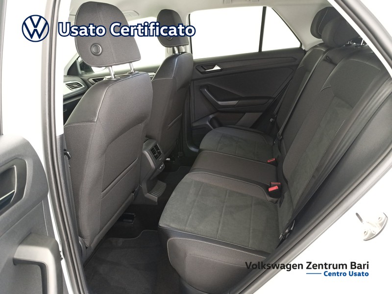 Volkswagen T-Roc 1.5 tsi style - 17