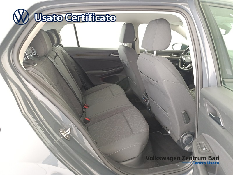 Volkswagen Golf 2.0 tdi life 115cv dsg - 19