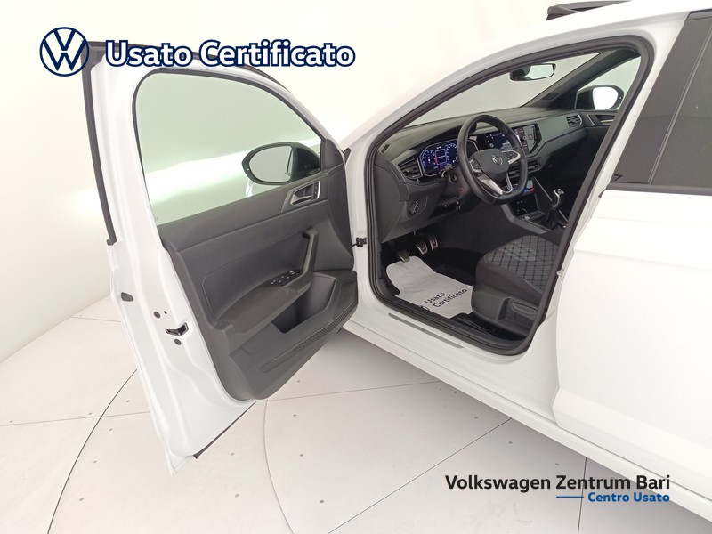 Volkswagen Taigo 1.0 tsi r-line 110cv - 13