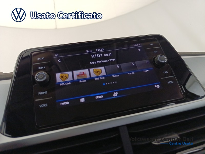 Volkswagen T-Roc 1.0 tsi life 110cv - 12