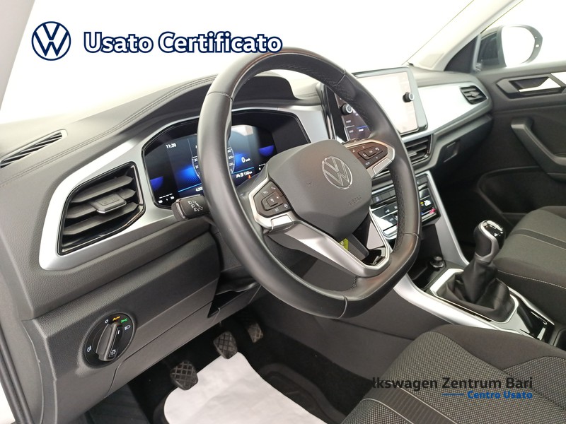 Volkswagen T-Roc 1.0 tsi life 110cv - 15
