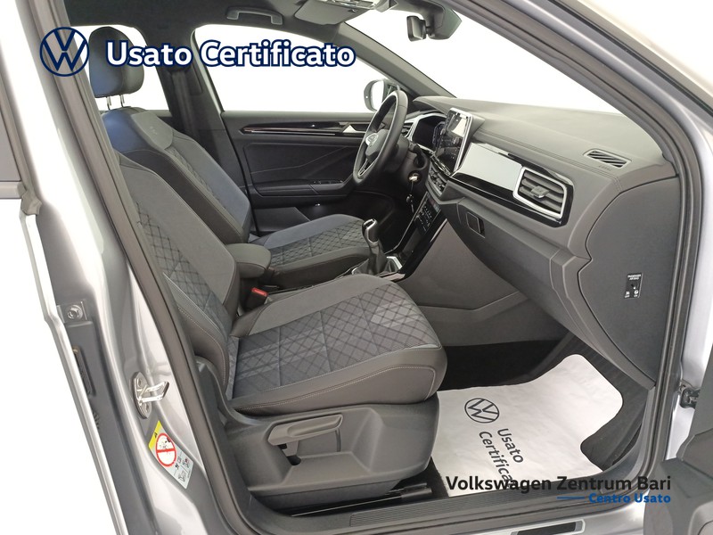 Volkswagen T-Roc 2.0 tdi r-line 115cv - 23