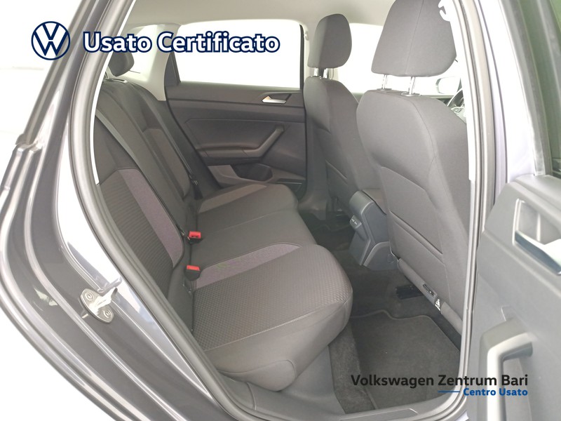 Volkswagen Polo 1.0 life 80cv - 17