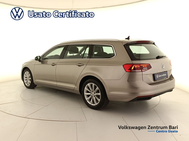 Volkswagen Passat variant 2.0 tdi business 150cv dsg - 8