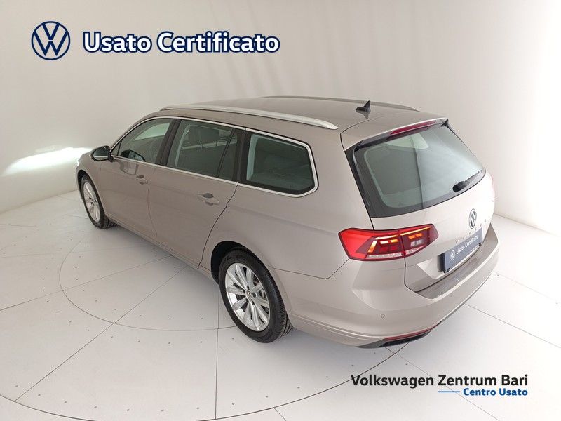 Volkswagen Passat variant 2.0 tdi business 150cv dsg - 16