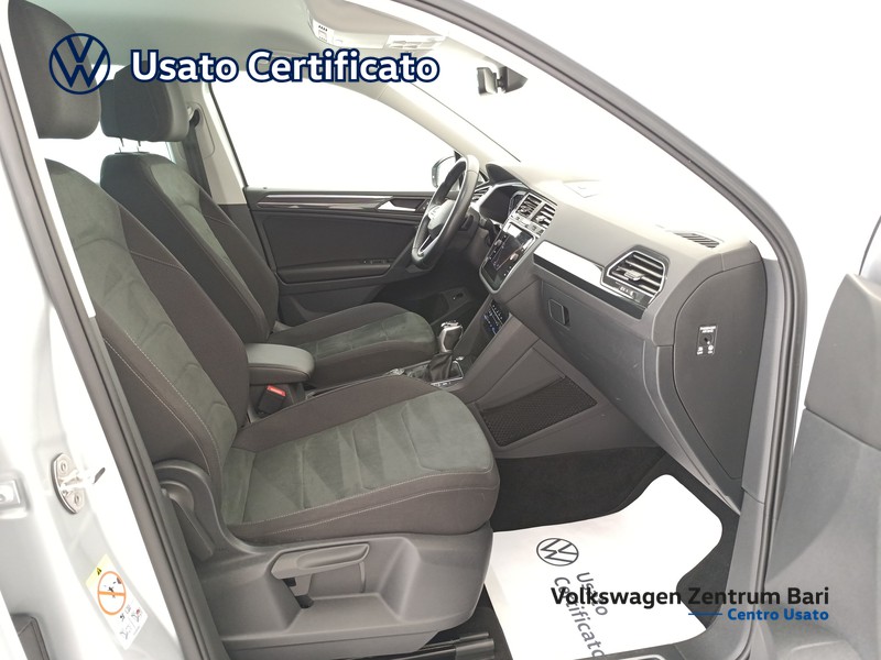 Volkswagen Tiguan 2.0 tdi elegance 4motion 150cv dsg - 17