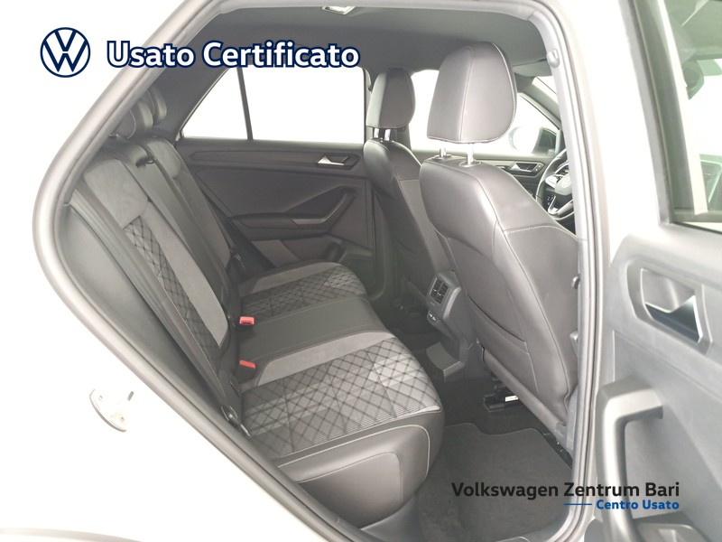 Volkswagen T-Roc 1.0 tsi r-line 110cv - 22