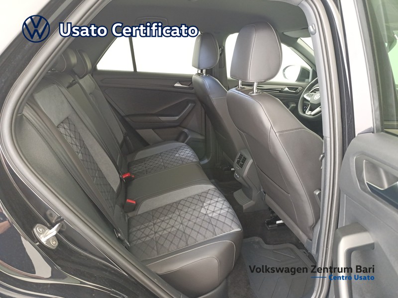 Volkswagen T-Roc 1.0 tsi r-line 110cv - 21