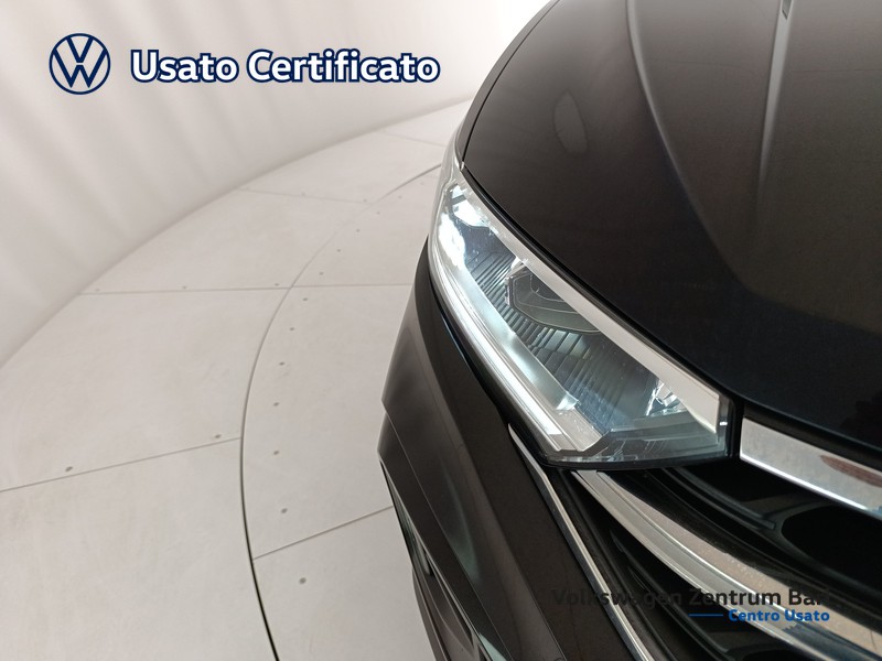 Volkswagen T-Roc 1.0 tsi r-line 110cv - 23