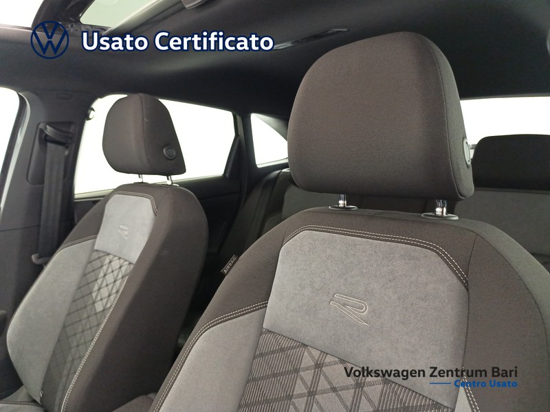 Volkswagen Taigo 1.0 tsi r-line 115cv - 13