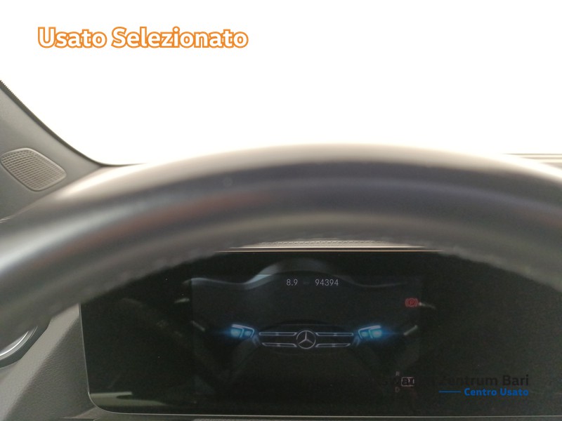 Mercedes GLA 200 d premium auto - 12