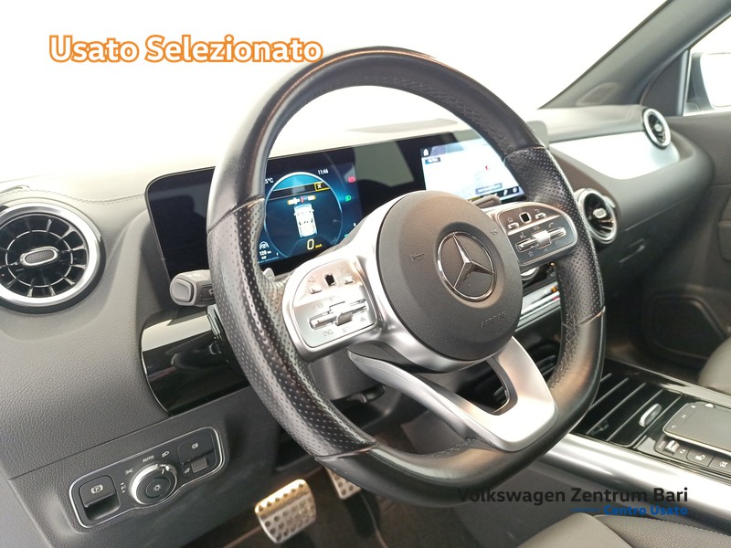 Mercedes GLA 200 d premium auto - 15