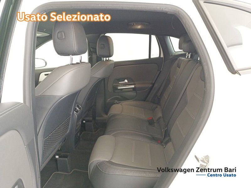 Mercedes GLA 200 d premium auto - 18