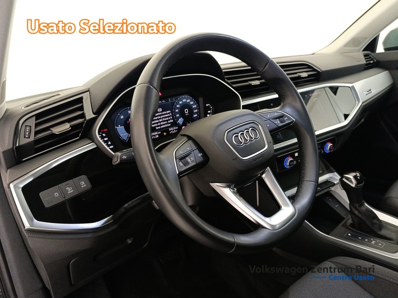 Audi Q3 35 2.0 tdi business advanced s-tronic - 14