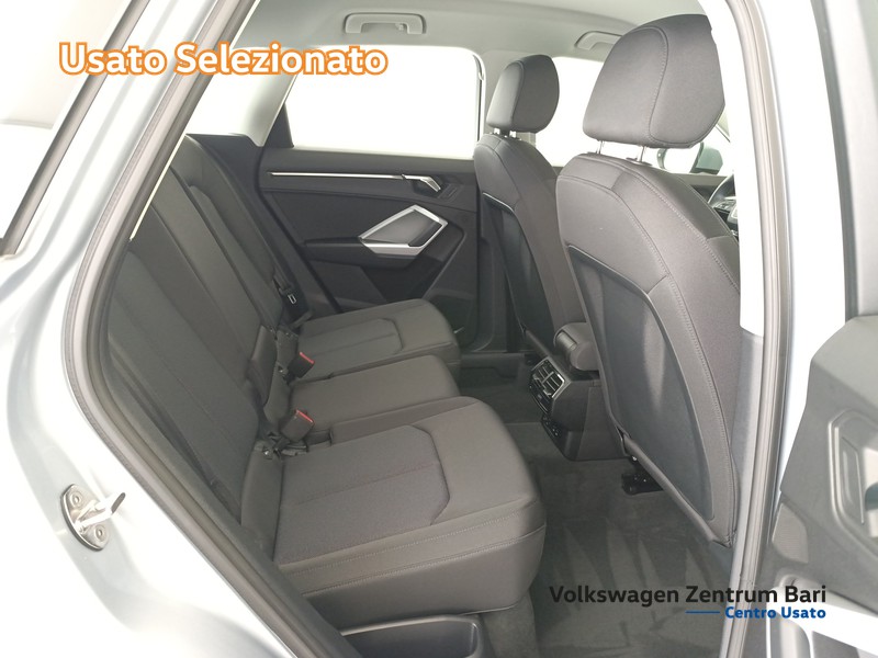 Audi Q3 35 2.0 tdi business advanced s-tronic - 17