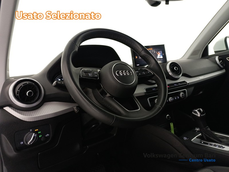 Audi Q2 30 2.0 tdi business s-tronic - 11