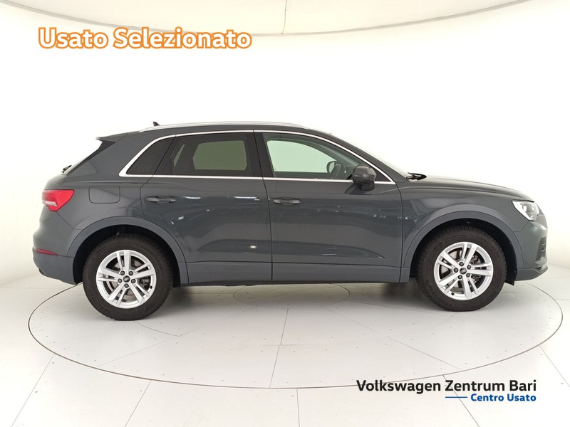Audi Q3 35 2.0 tdi - 5